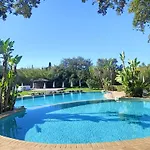 - Casa Balaia *